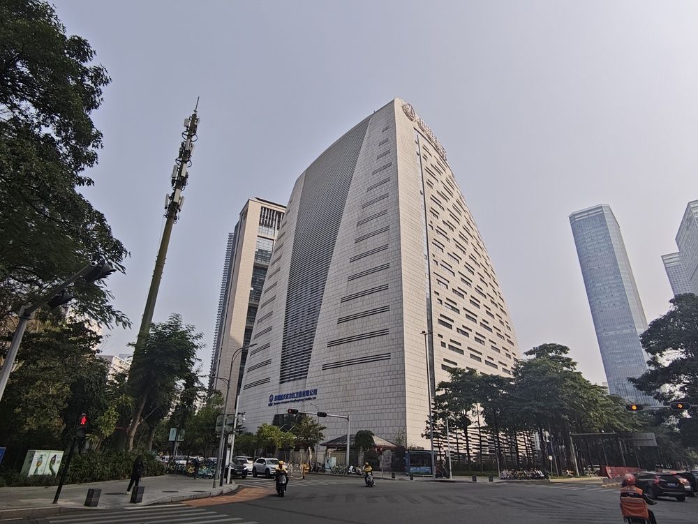 卫星大厦外观图1